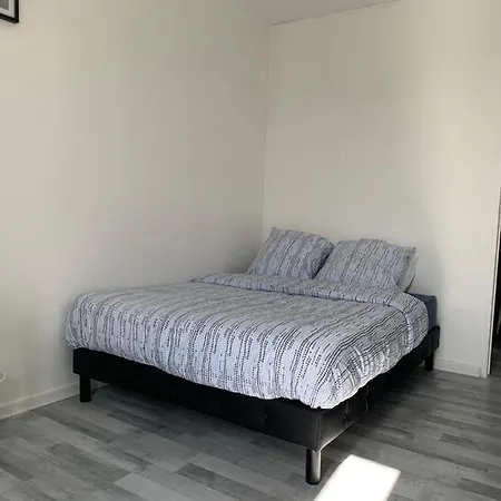 Appart 6 A 8 Personnes Proche Centre Parking Gratuit Apartment *